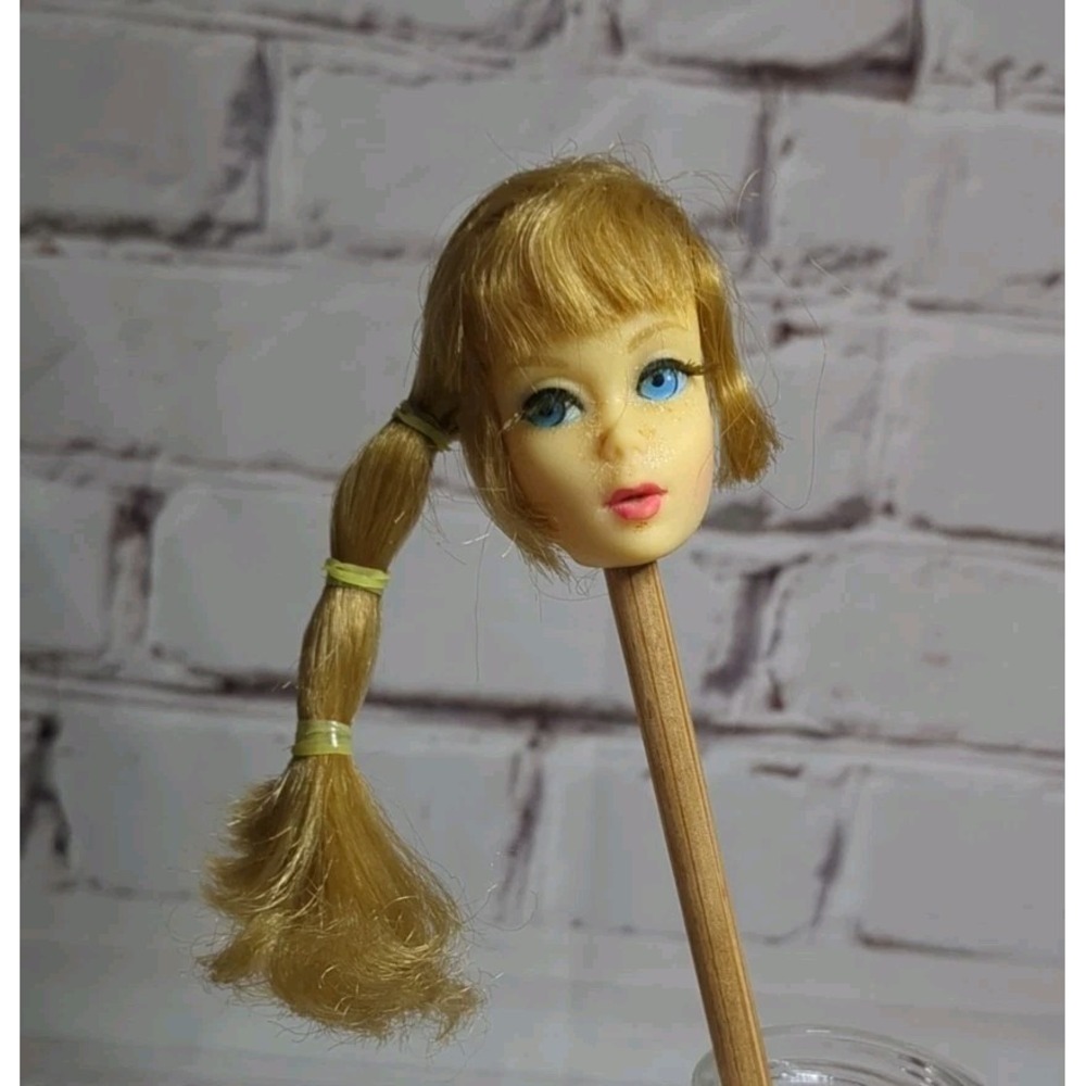 Vtg 1968 Mattel Talking Barbie #1115 Head ONLY Blonde‎ Side Ponytail Pretty!
